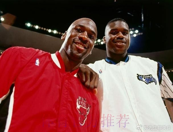 巅峰乔丹遇到新秀奥尼尔，轰下64分6篮板5抢断，奥尼尔什么表现？